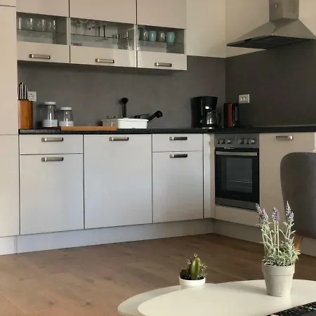 Apartman Flora *