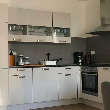 Flora Apartment
